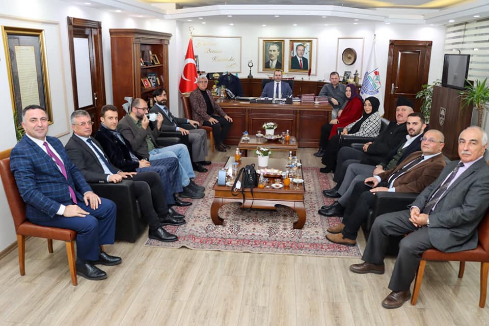 Yalova Belediye Başkan Vekili Mustafa Tutuk’u makamında ziyaret ettik