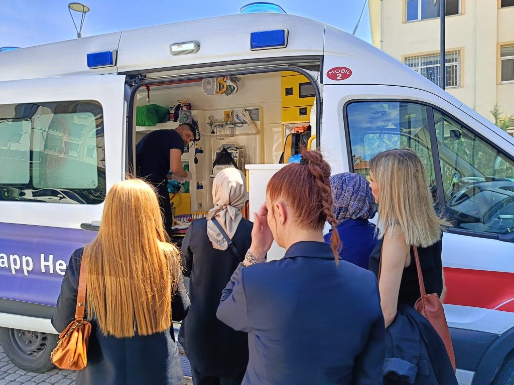 Yalova Kent Konseyi’nden Kanser Farkındalık Semineri: Erken Teşhis Hayat Kurtarır