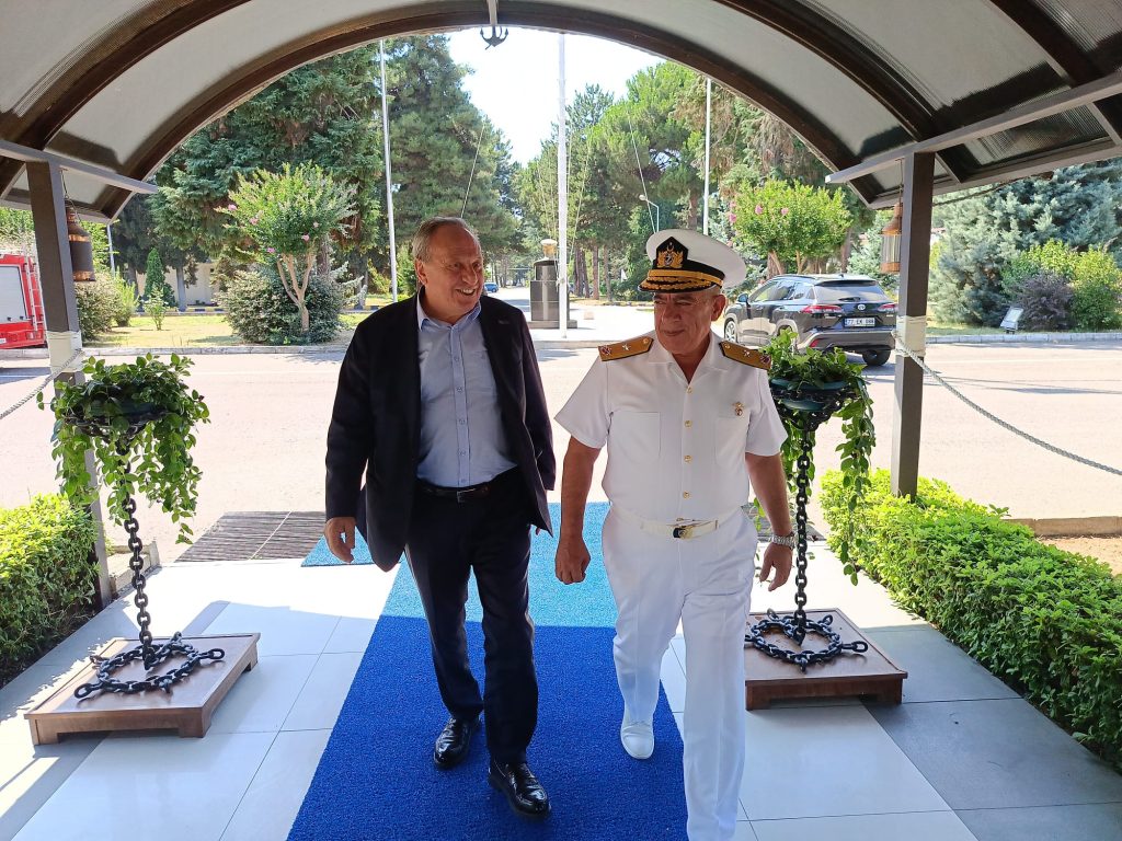 Tuğamiral Mehmet Tahir Göncüoğlu’na Ziyaret