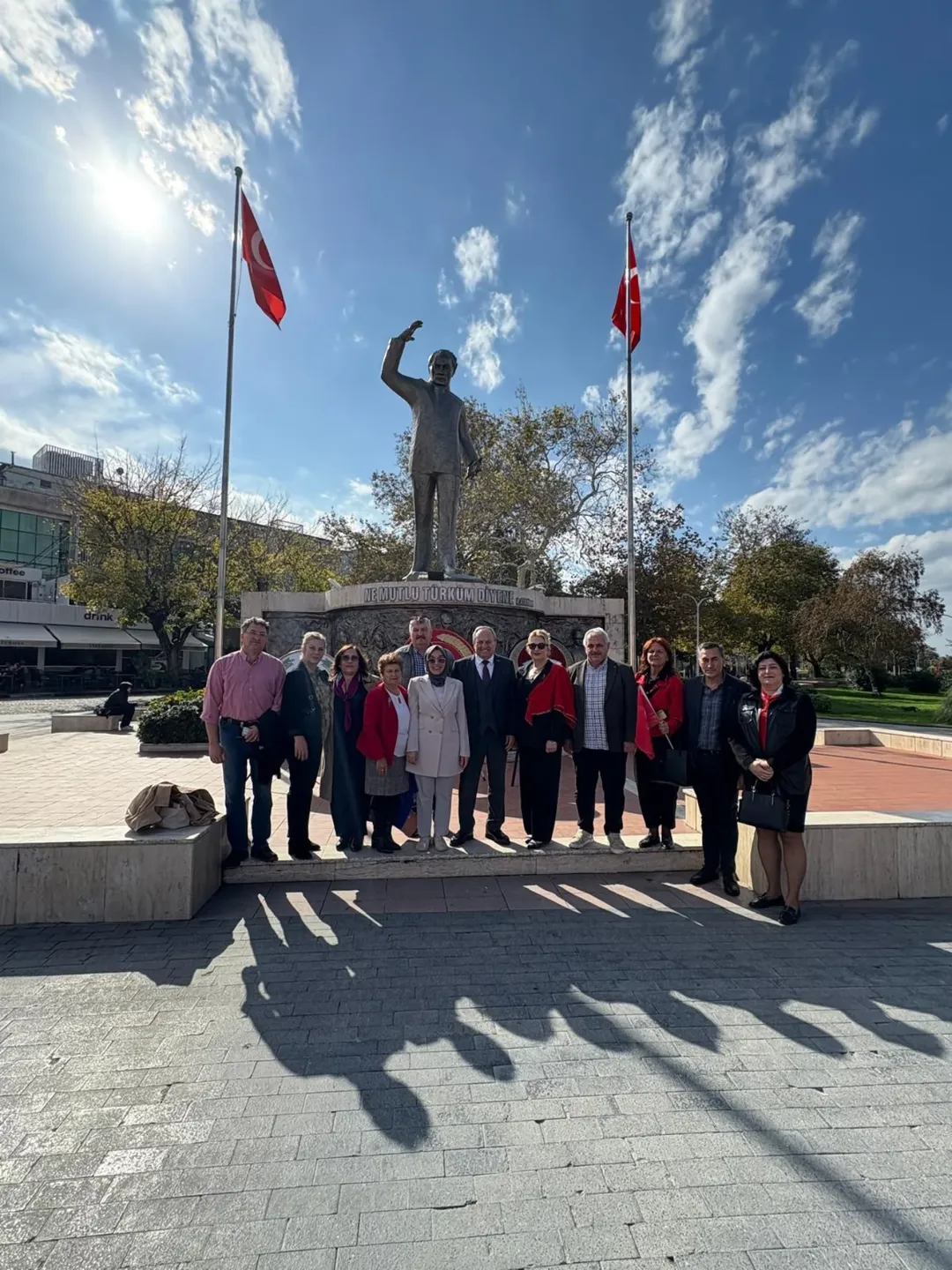 Gazi Mustafa Kemal Atatürk ve Şehitlerimizi Saygıyla Andık