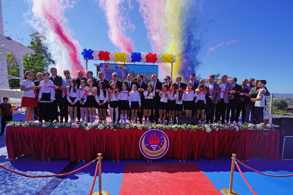 Kent Konseyi Başkanımız TED Yalova Koleji Açılışında