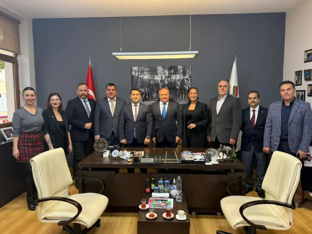 TÜRSAB Güney Marmara Heyeti Kent Konseyimizi Ziyaret Etti
