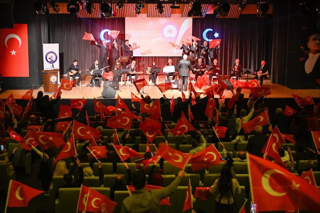 Polis Korosu Konseriyle Yalova’da Müzik Dolu Bir Gece