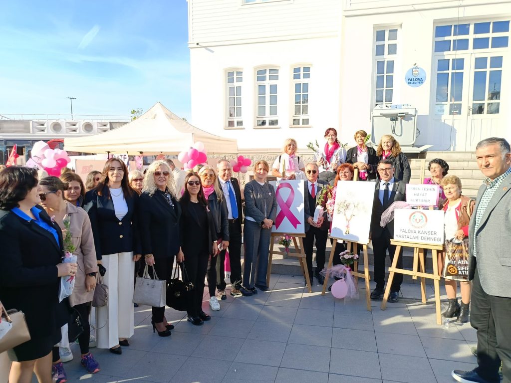 Meme Kanseri Farkındalık Etkinliğinde Doğa ve Sağlık Bir Araya Geldi