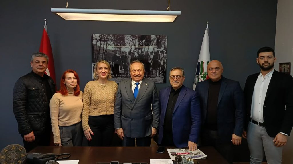 Medicana Bursa Hastanesi'nden Kenan Engin'e ziyaret